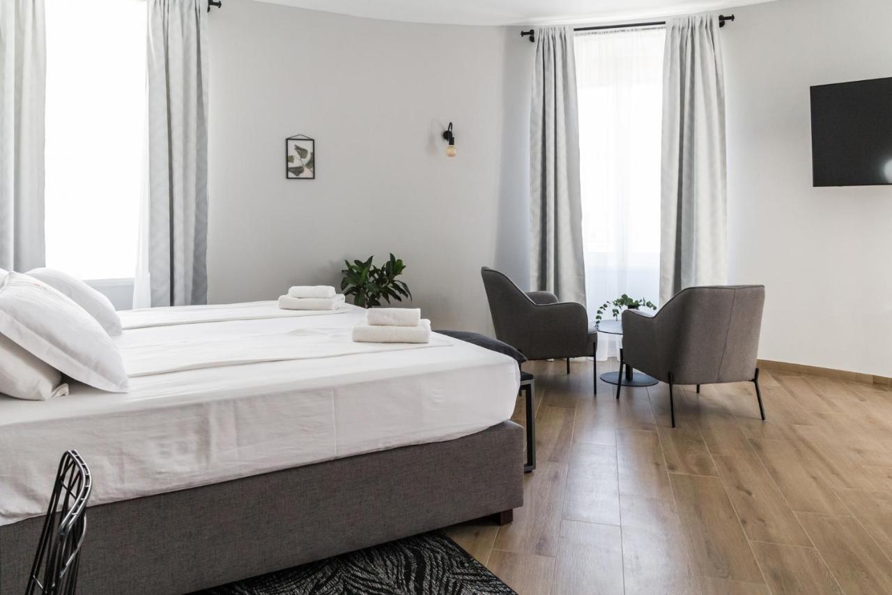 Dolac Apartments リエカ エクステリア 写真