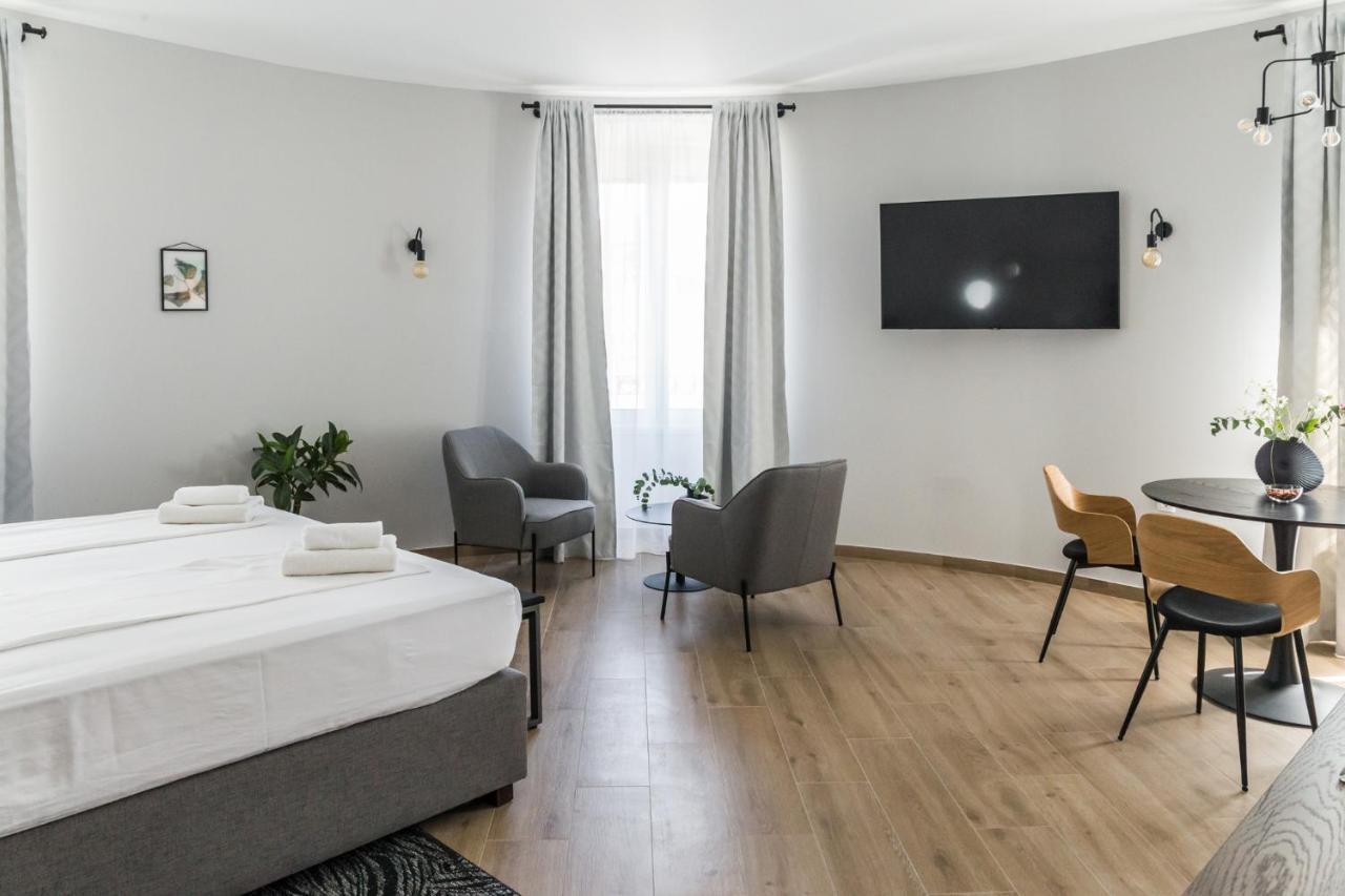 Dolac Apartments リエカ エクステリア 写真