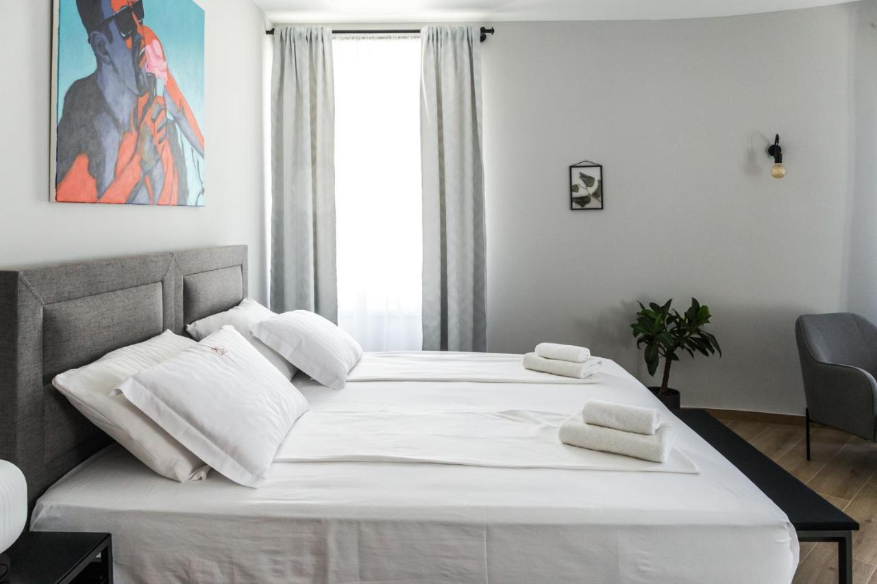 Dolac Apartments リエカ エクステリア 写真