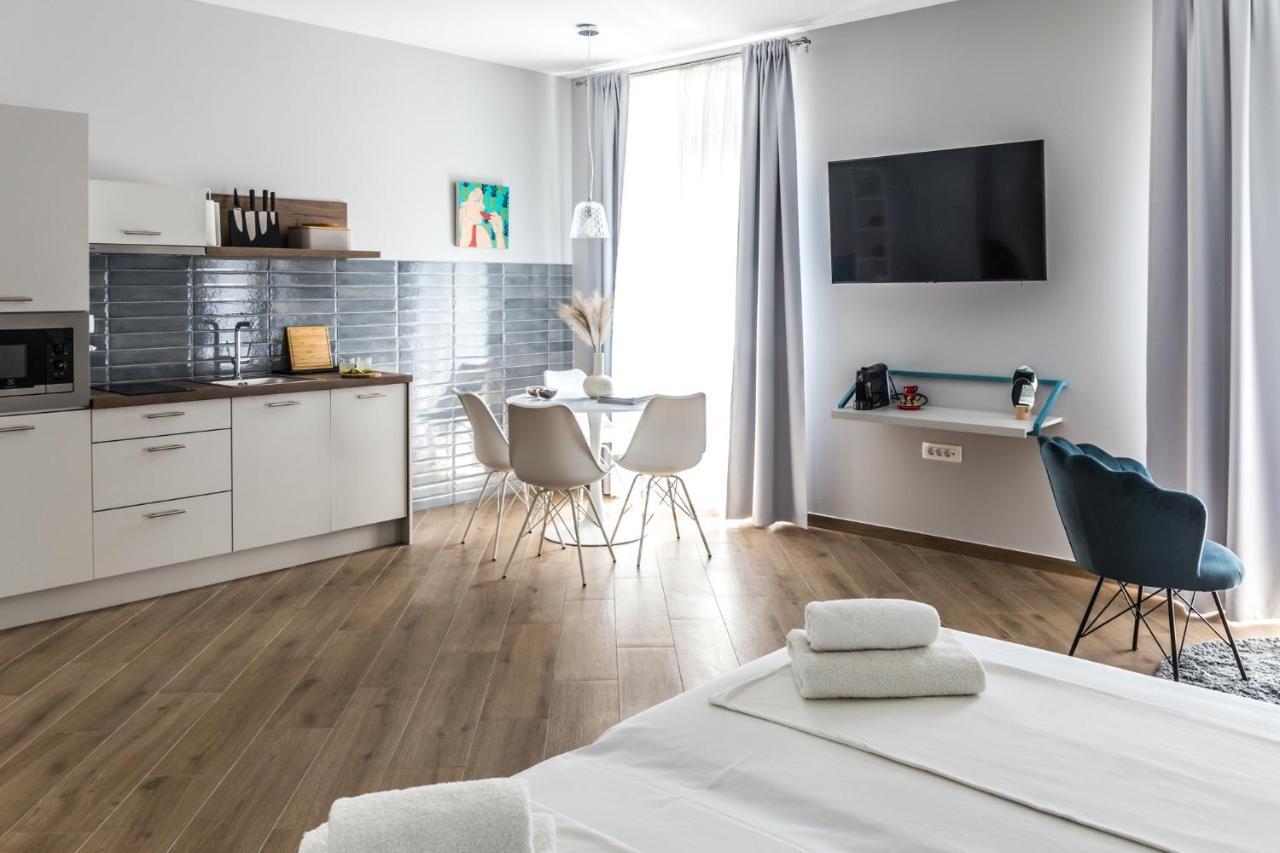 Dolac Apartments リエカ エクステリア 写真