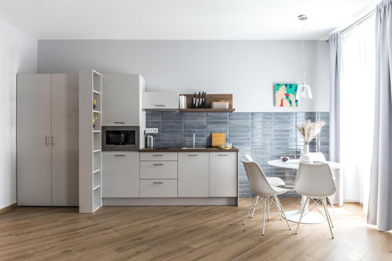 Dolac Apartments リエカ エクステリア 写真