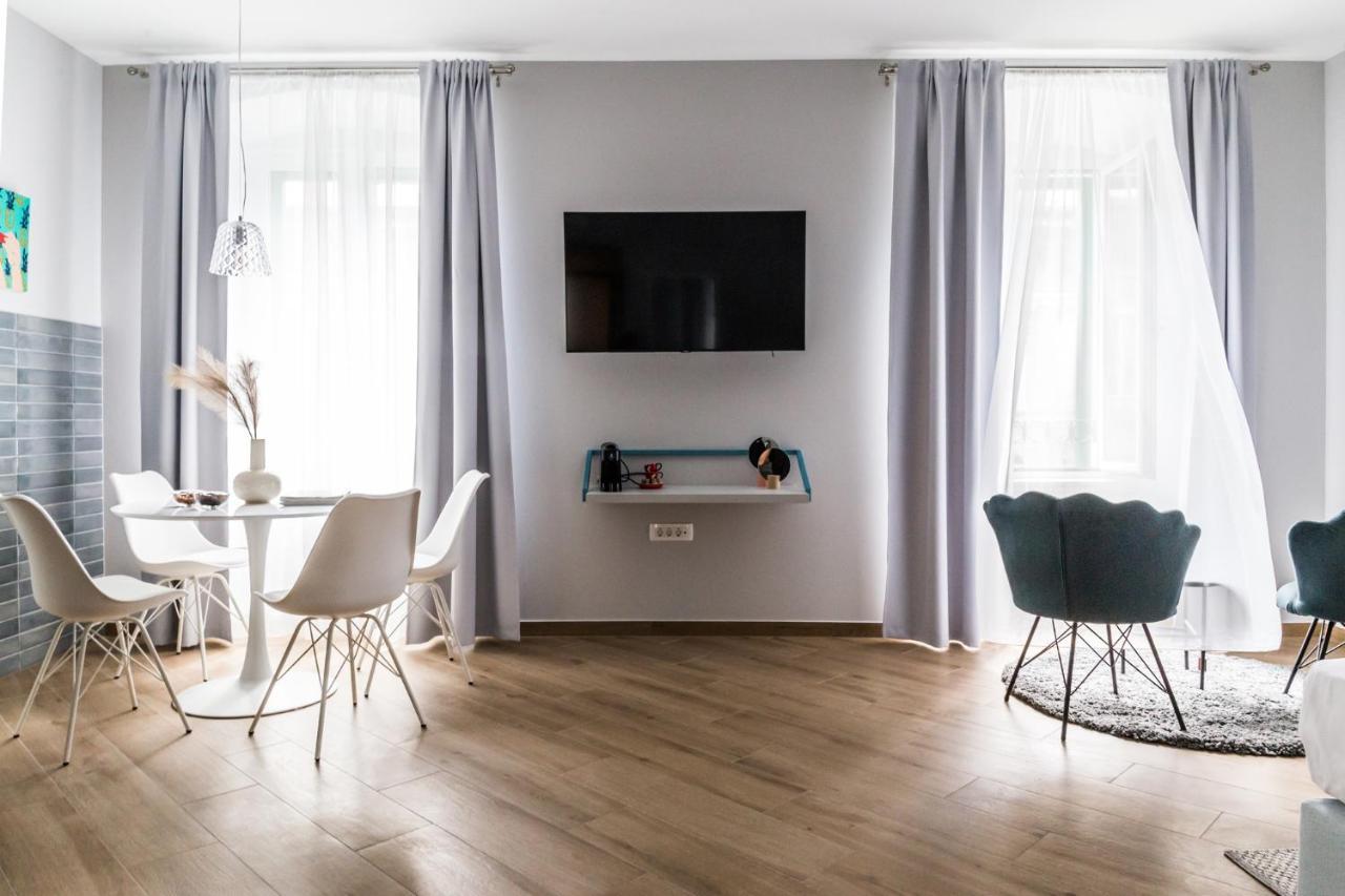 Dolac Apartments リエカ エクステリア 写真